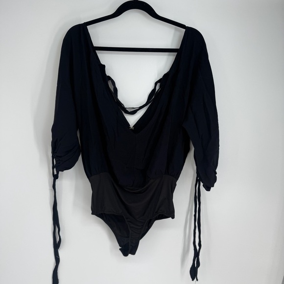 For Love and Lemons Long Sleeve V Neck Tie Detail Sleeve Bodysuit - Picture 2 of 4